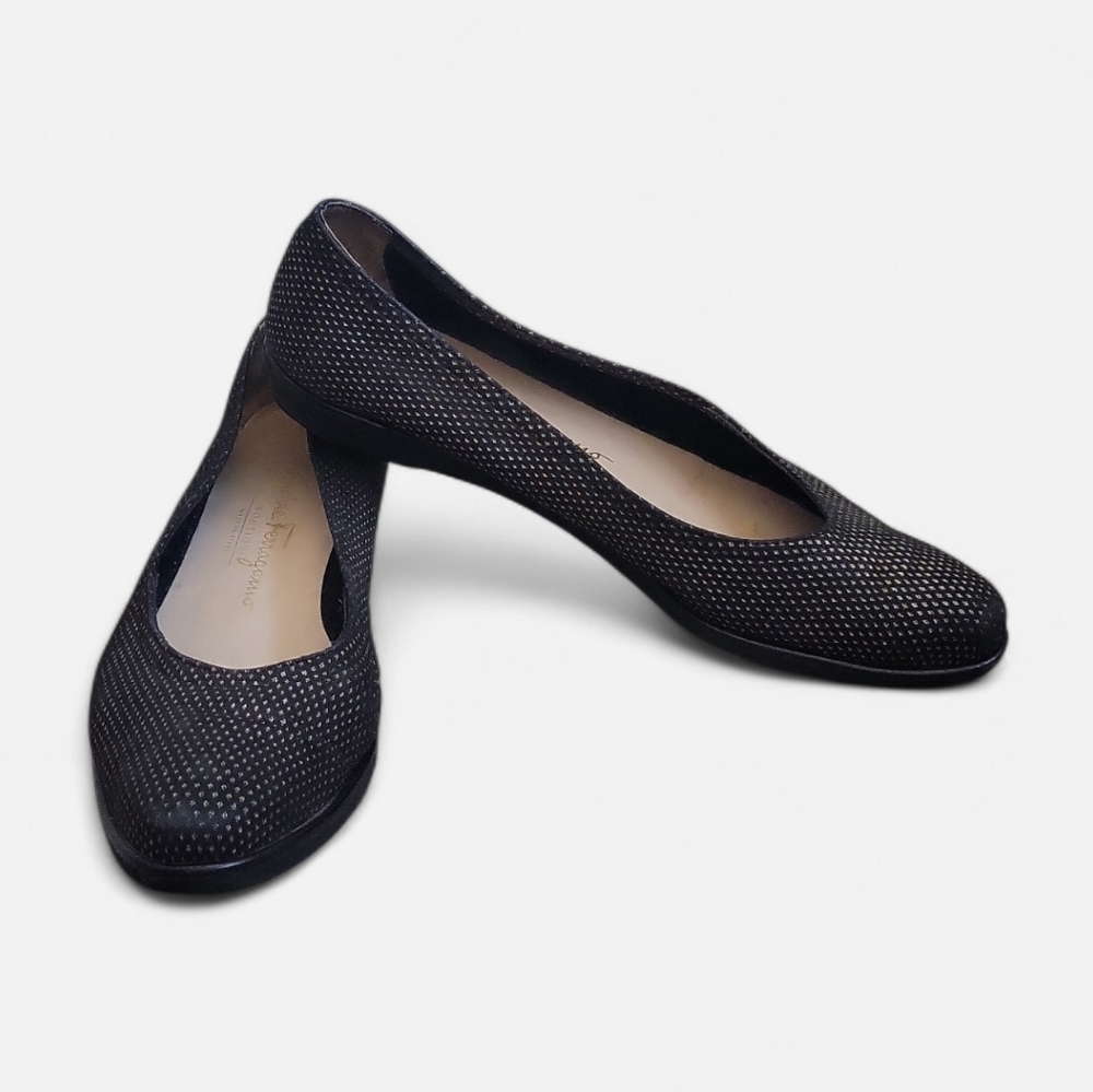 Salvatore Ferragamo‎ Boutique Vintage Suede Flats Black & Metallic Round-Toes